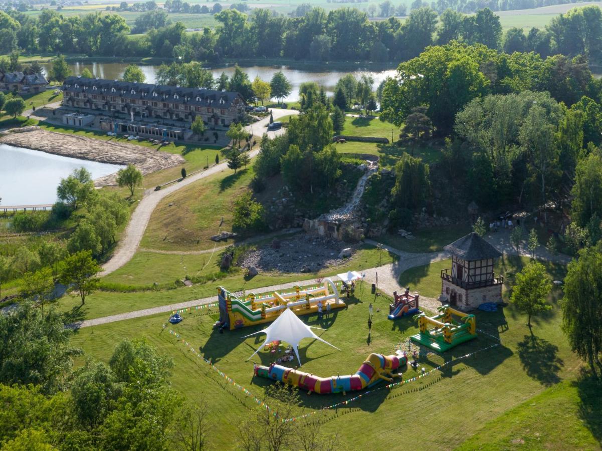 Milocin Park Centrum Wypoczynkowo-Konferencyjne Pierwoszow Extérieur photo